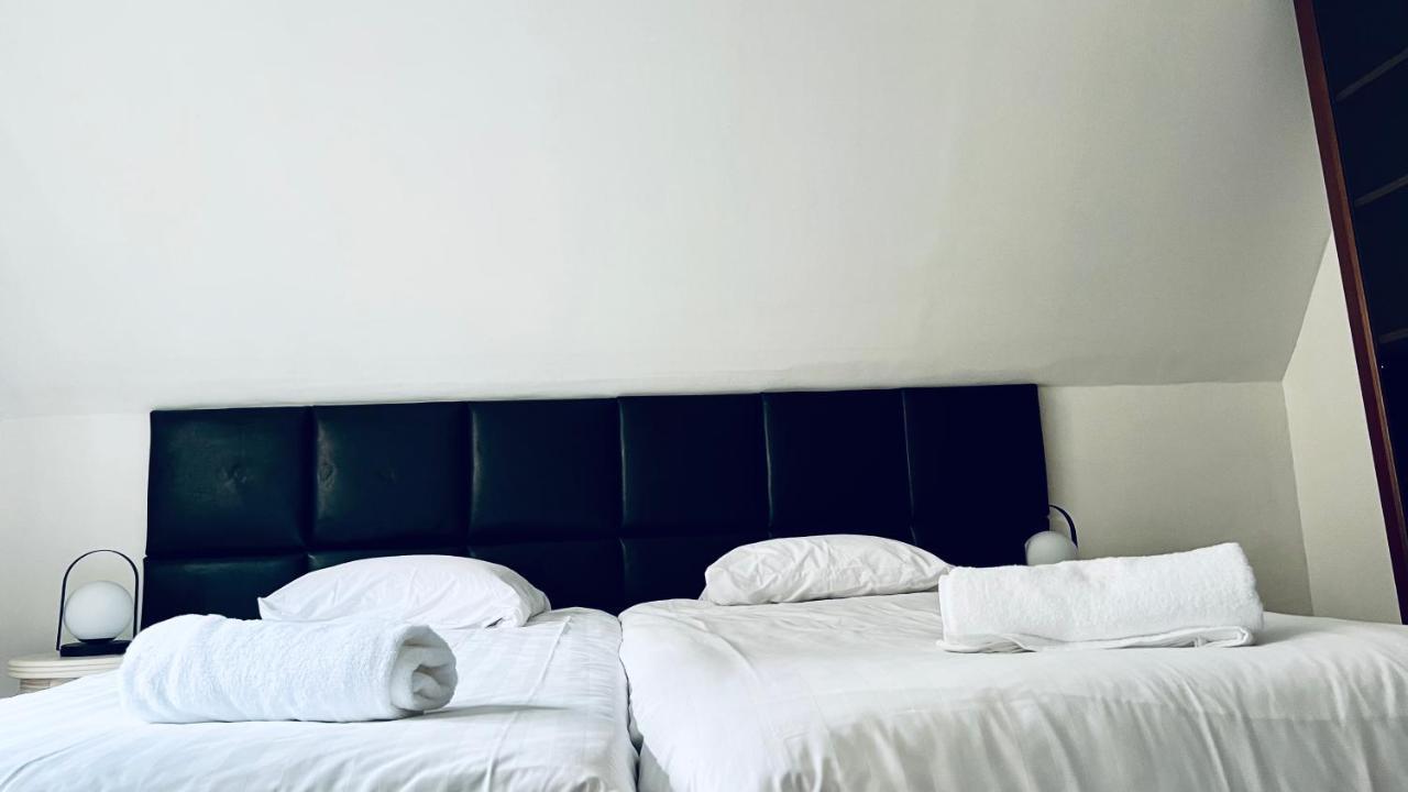 ホテル Efren'S Cosy House ブルージュ エクステリア 写真